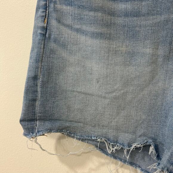 American Eagle Womens Sz 4 Curvy Hi Rise Shortie Button Fly Raw Hem Jean Shorts - Picture 2 of 7